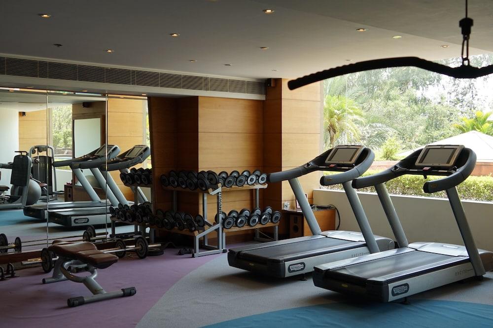 Taj Chandīgarh Exterior foto A gym at a hotel